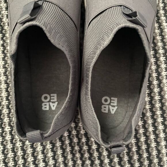 NWOT Abeo Vani grey slip on sneaker women’s shoe size 9.5 - Picture 9 of 11